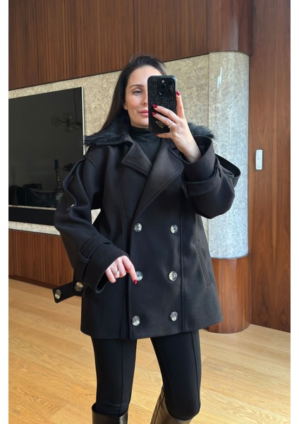 Yakası Kürklü Kaşe Kaban- Siyah fırsatları