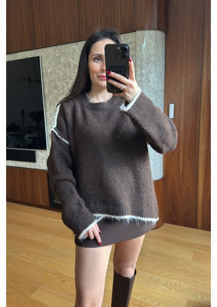 Asimetrik Kesim Çizgi Detay Triko Kazak- Kahverengi