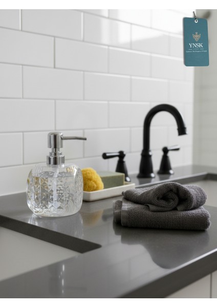 Luxury | Glamour Opulans | Geometrik Kristal Tasarım Akrilik Sıvı El Sabunu Şişesi, Banyo Aksesuarı 200 ml 8X18 cm modelleri