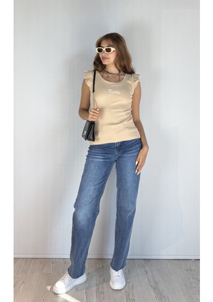 Kadın Bisiklet Yaka Barbie Baskılı Kolu Fırfırlı Bluz Tişört fırsatları