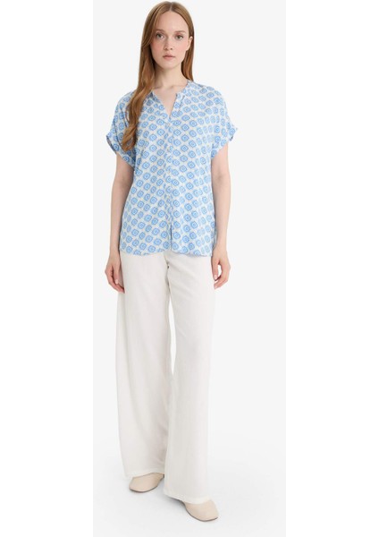 Regular Fit Apaş Yaka Desenli Kısa Kollu Gömlek