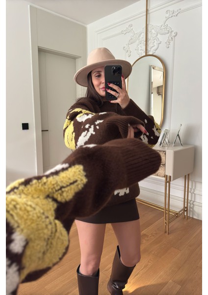 Desenli Oversize Yeni Sezon Triko Kazak- Kahverengi modelleri