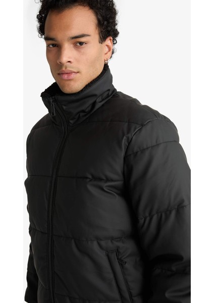 Su İtici Regular Fit Gömlek Yaka Astarlı Fermuarlı İç Cepli Kürk Yakalı Suni Deri Mont C5857AX25WN