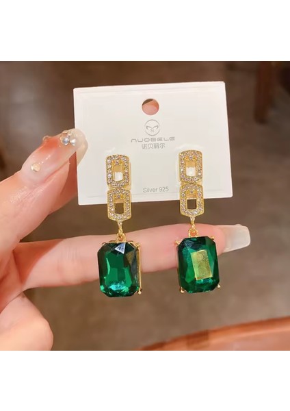 Set.up Yeşil Tasarım Küpe modelleri