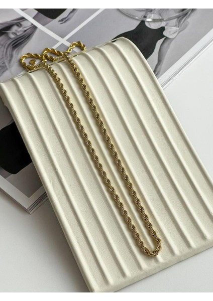 Set.up Burgu Zincir Kolye