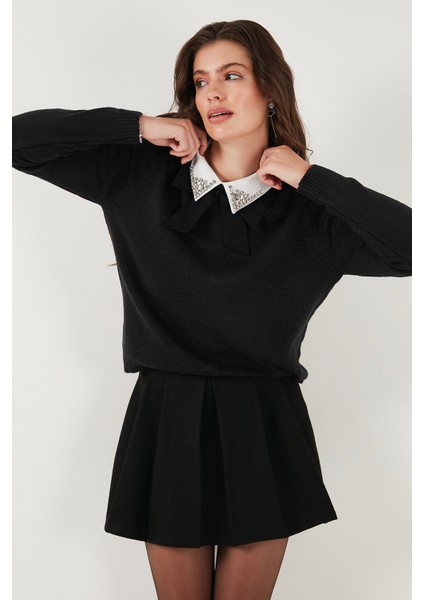 Premium Regular Fit Gömlek Yaka Yumuşak Dokulu Fiyonk Detaylı Taşlı Kazak Bayan Kazak 680KZ00035 indirimleri