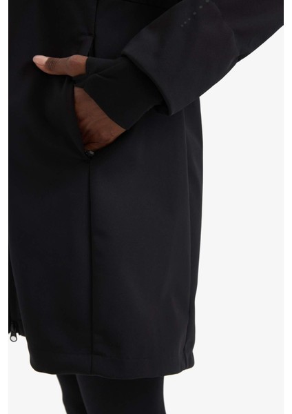 Su İtici Softshell Slim Fit Dar Kesim Kapüşonlu Fermuarlı Cepli Parka E5702AX25AU