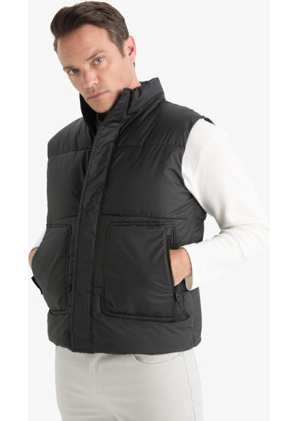 Su İtici Regular Fit Dik Yaka Fermuarlı İç Cepli Mevsimlik Şişme Yelek C5818AX25AU