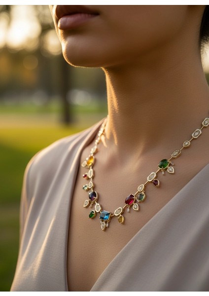 14 Ayar Altın Kaplama Renkli Taşlı Kolye – Mavi Kırmızı Yeşil Sarı Kristal Tasarım