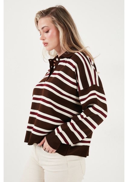 Çizgili Oversize Fit Düğmeli Polo Yaka Kazak Bayan Polo Yaka Kazak 4615259 fırsatları