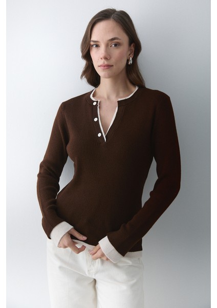 Koyu Tarçın - Krem 2 Patlı Düğmeli Kazak - 251023 fiyatları