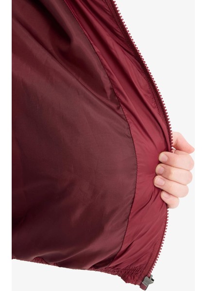 Erkek Çocuk Su Geçirmez Kapüşonlu Fermuarlı Şişme Mont E8688A825AU