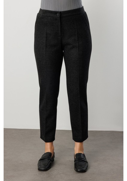 Beli Kalın Lastikli Dar Paça Pantolon 1019-26K fırsatları
