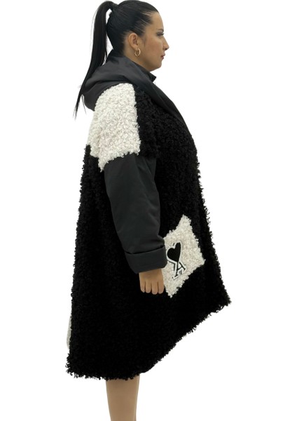 Büyük Beden Siyah Ekru Kontrast Desenli Kapüşonlu Oversize Kadın Kaban modelleri