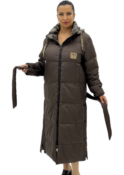 Büyük Beden Kemerli Kapüşonlu Fermuarlı Oversize Uzun Şişme Kadın Kaban