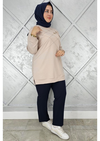 Kadın Dikme ve Taş Detaylı Tesettür Tunik