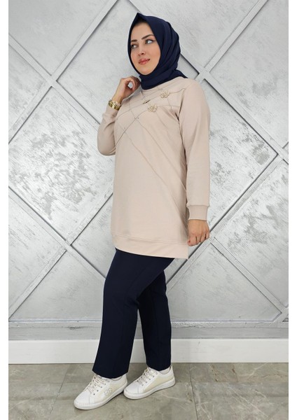 Kadın Dikme ve Taş Detaylı Tesettür Tunik modelleri