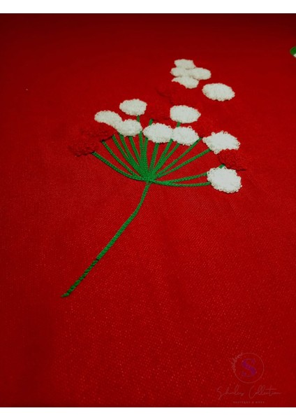 Lale Nakışlı Çam Ağacı Örtüsü (90CM) fırsatları