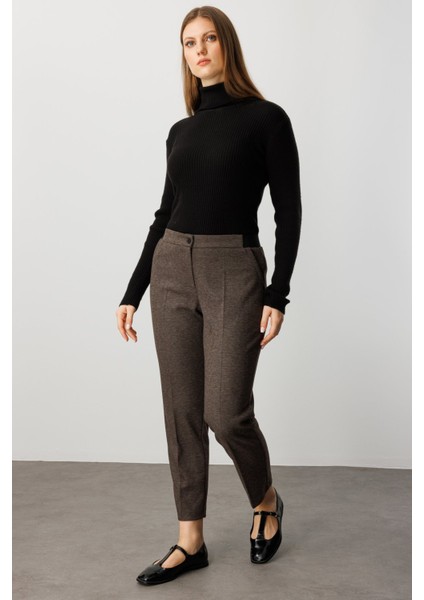 Beli Kalın Lastikli Dar Paça Pantolon 1019-26K fiyatları