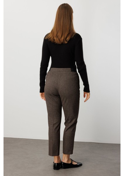 Beli Kalın Lastikli Dar Paça Pantolon 1019-26K indirimleri