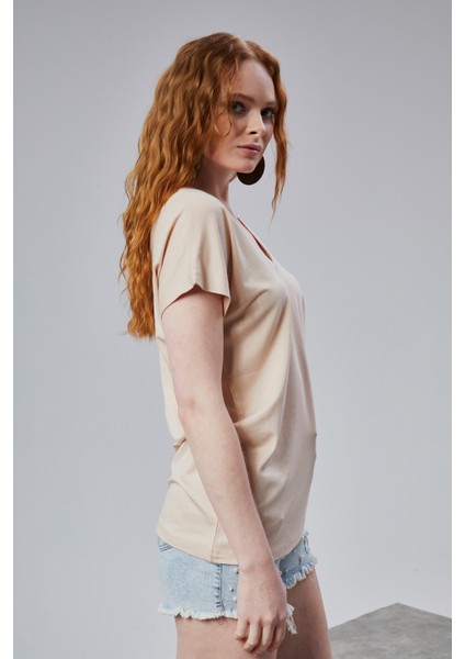 Kadın V Yaka Kısa Kol Düz Basic Tişört indirimleri