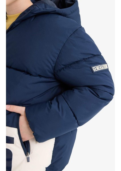 Erkek Çocuk Su Geçirmez Kapüşonlu Fermuarlı Şişme Mont E9021A825WN