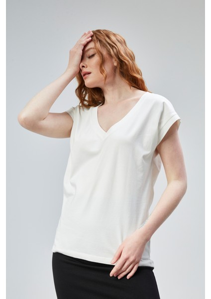 Kadın V Yaka Kısa Kol Düz Basic Tişört indirimleri