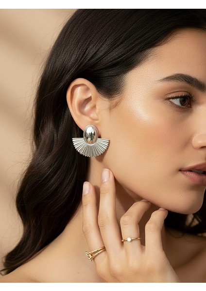 Art Deco Esintili Parlak Gümüş Renkli Yelpaze Küpe modelleri