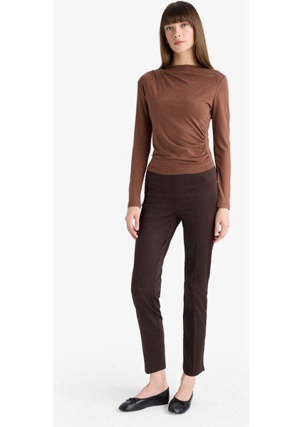 Sigaret Normal Bel Düz Paça Saten Pantolon J8743AZ25WN