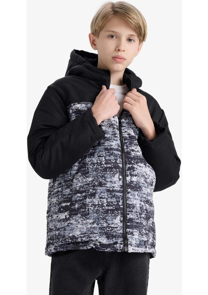 Erkek Çocuk Su İtici Kapüşonlu Fermuarlı Şişme Mont E7418A825WN