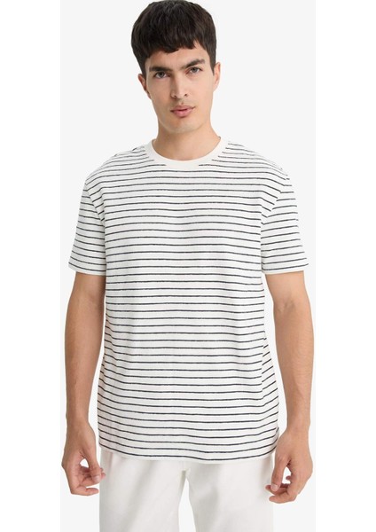 Regular Fit Bisiklet Yaka Çizgili Kısa Kollu Tişört E8198AX25AU