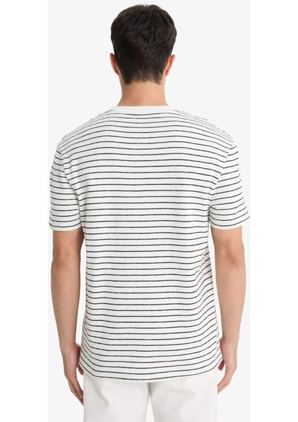 Regular Fit Bisiklet Yaka Çizgili Kısa Kollu Tişört E8198AX25AU