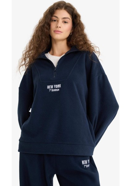 Oversize Geniş Kalıp Dik Yaka Fermuarlı Baskılı Polar Sweatshirt