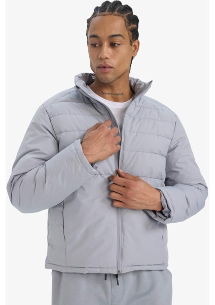 Fit Su İtici Rüzgar Geçirmez Regular Fit Dik Yaka Fermuarlı Cepli Kışlık Mont