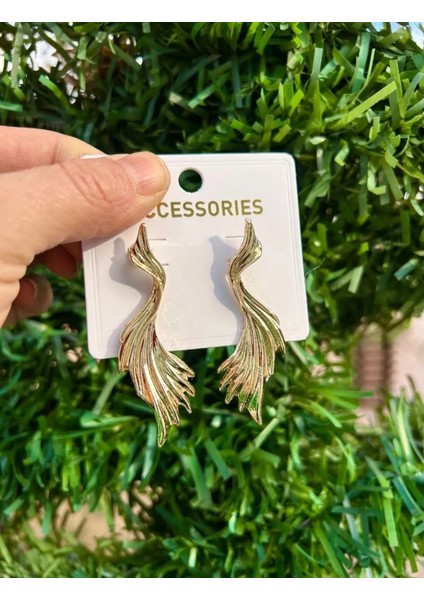 Dalga Detaylı Gold Vip Kaplama Küpe modelleri