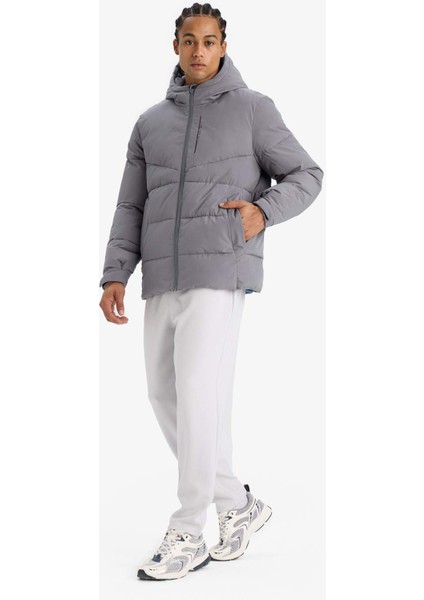 Fit Su İtici Rüzgar Geçirmez Regular Fit Kapüşonlu Fermuarlı Cepli Kışlık Mont