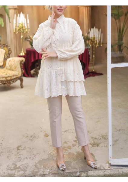 Artsviva Fırfır ve Fisto Detaylı Inci Düğmeli Gömlek -Bej fırsatları