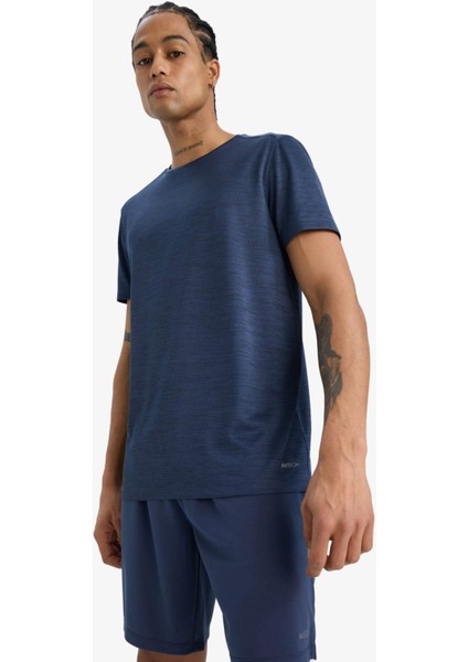 Slim Fit Dar Kesim Hızlı Kuruyan Nefes Alabilen Esnek Kumaş Bisiklet Yaka Sporcu Kısa Kollu Tişört E9319AX25AU