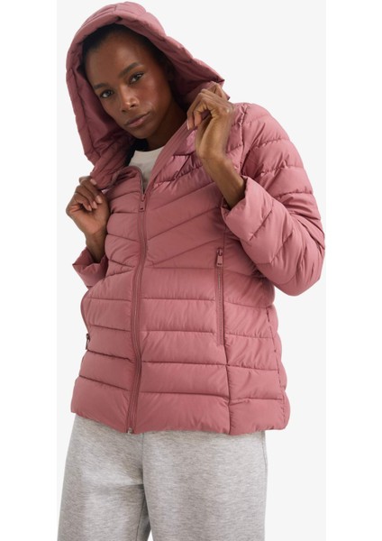 Su İtici Regular Fit Kapüşonlu Fermuarlı Cepli Şişme Mont E9253AX25AU