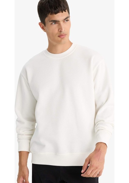 Relax Fit Bisiklet Yaka Kalın İçi Yumuşak Tüylü Basic Düz Sweatshirt T5139AZ25AU