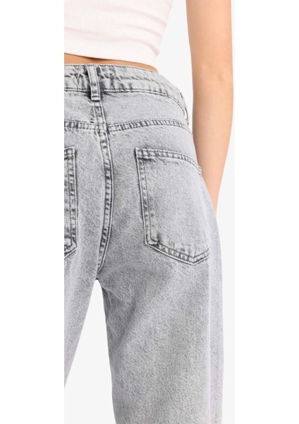 Straight Fit Yüksek Bel Kısa Paça Jean Yıkamalı Pantolon E8013AX25SM