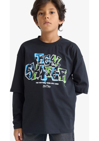 Erkek Çocuk Oversize Geniş Kalıp Bisiklet Yaka Baskılı Uzun Kollu Tişört E9585A825AU