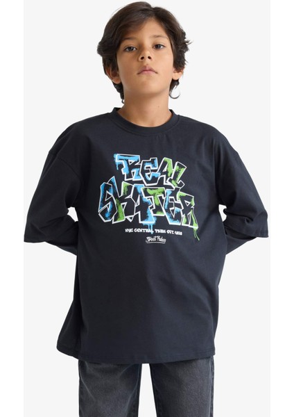 Erkek Çocuk Oversize Geniş Kalıp Bisiklet Yaka Baskılı Uzun Kollu Tişört E9585A825AU