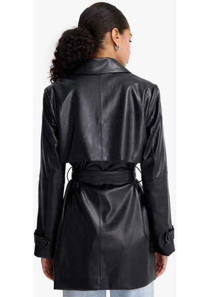 Regular Fit Kemerli Cepli Suni Deri Kısa Trençkot E8596AX25AU