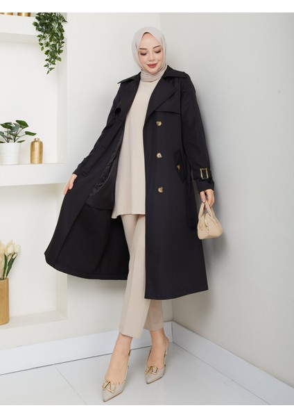 Kadın Siyah Arkası Düğmeli Trençkot modelleri