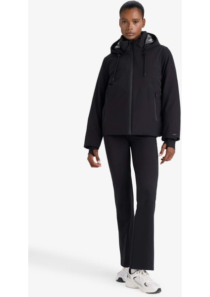 Su İtici Regular Fit Kapüşonlu Fermuarlı İçi Polarlı Mont E9267AX25WN