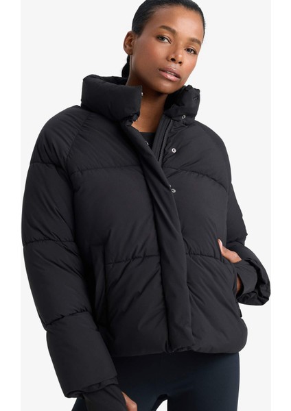 fit Su İtici Regular Fit Dik Yaka Reglan Kol Kışlık Şişme Mont