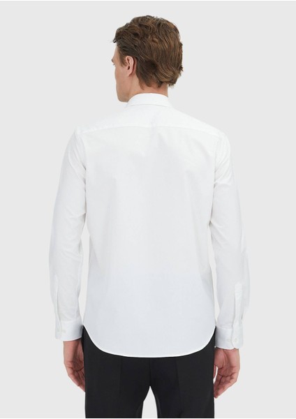 Beyaz Regular Fit Dokuma Klasik %100 Pamuk Gömlek