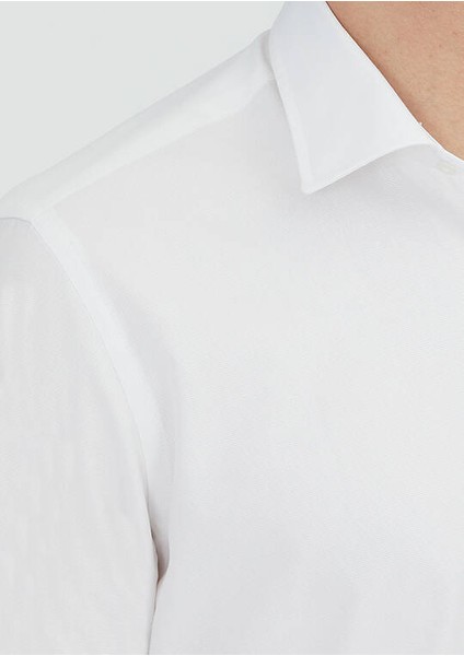 Beyaz Regular Fit Dokuma Klasik %100 Pamuk Gömlek fırsatları