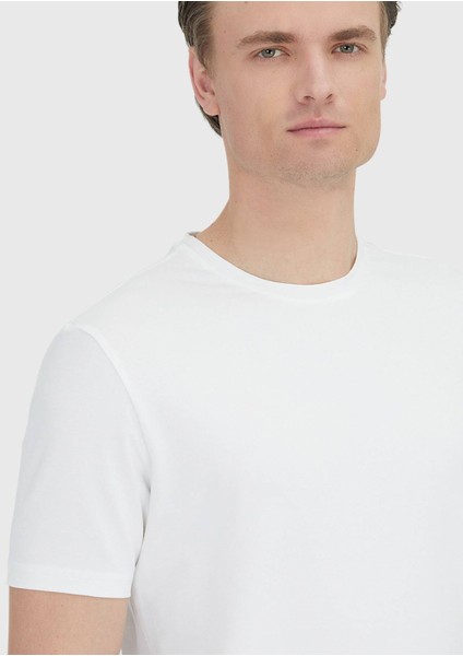 Beyaz Düz Bisiklet Yaka Pamuk Karışımlı T-Shirt